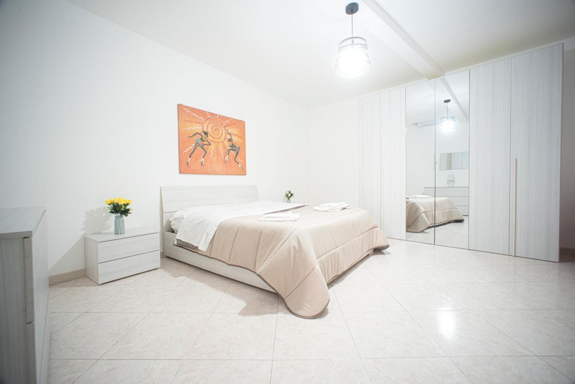Appartamento In Piazza Naples Luaran gambar